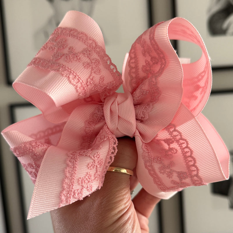 PREORDER FOR MID NOVEMBER Pink Lace Layered Bow